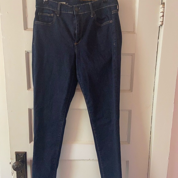 Gap High Rise Jeans - Picture 2 of 5